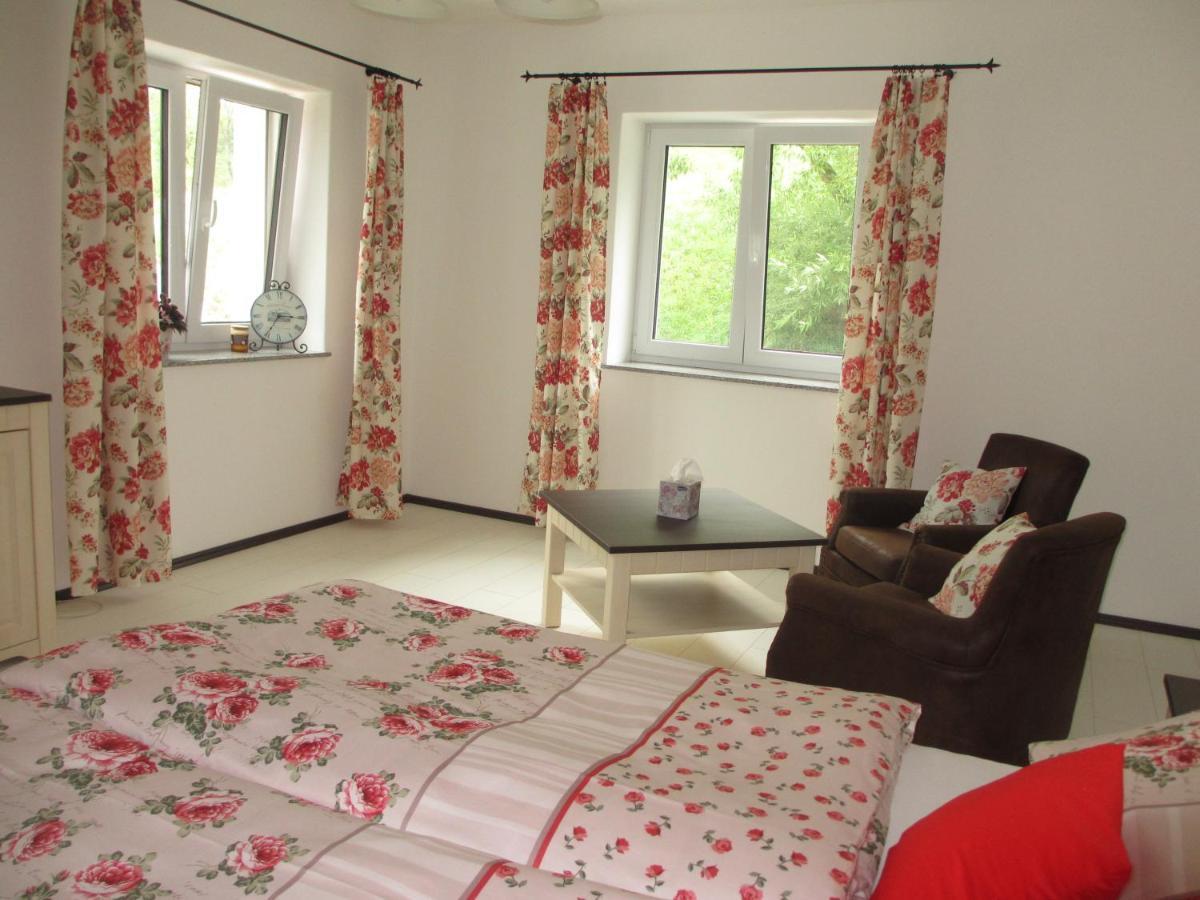 Apartmany U Prochazku Cesky Krumlov Bagian luar foto